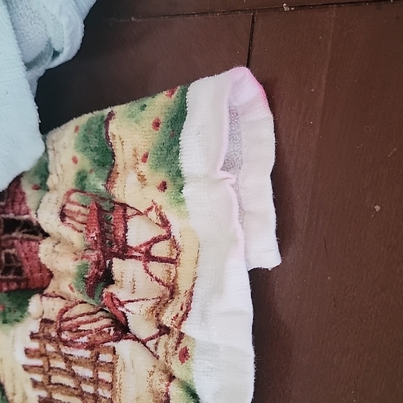 (J16) 3 Crochet kitchen hand towels for a stove or handle - Picture 2 of 3